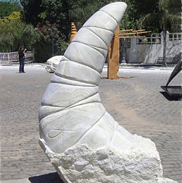 Carole Turner Sculpture, Argentina