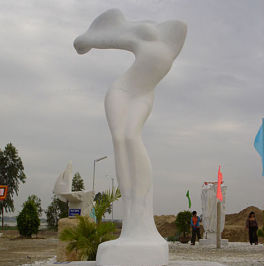 Carole Turner Sculpture, Vietnam